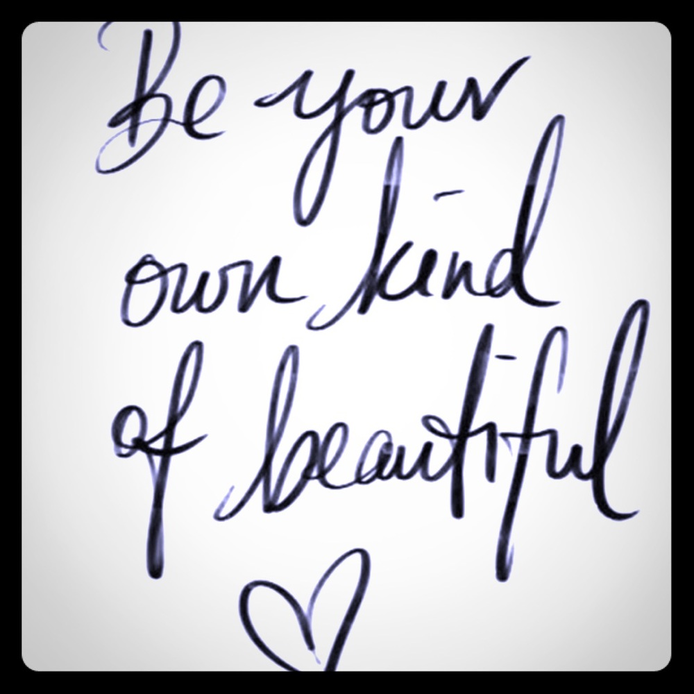 BE UNIQUE BE Ü💕